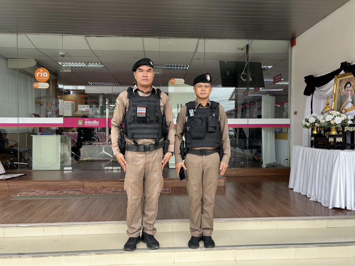 ตรวจ_ธ_002.jpg