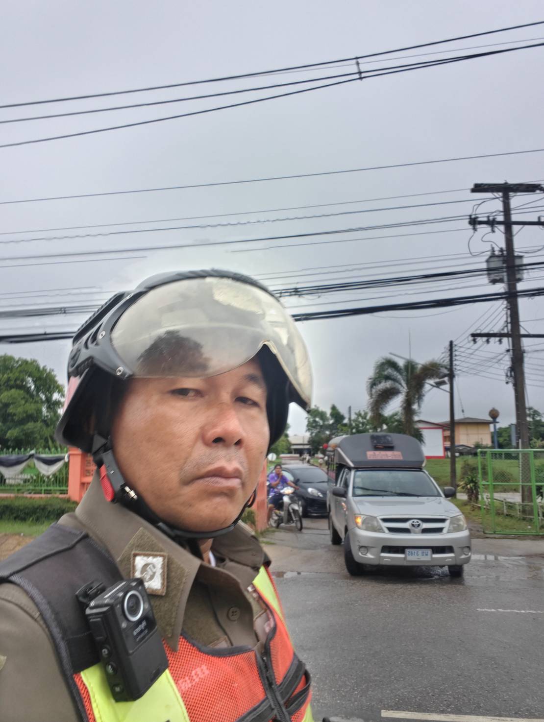 ปล่อย_จร_005.jpg